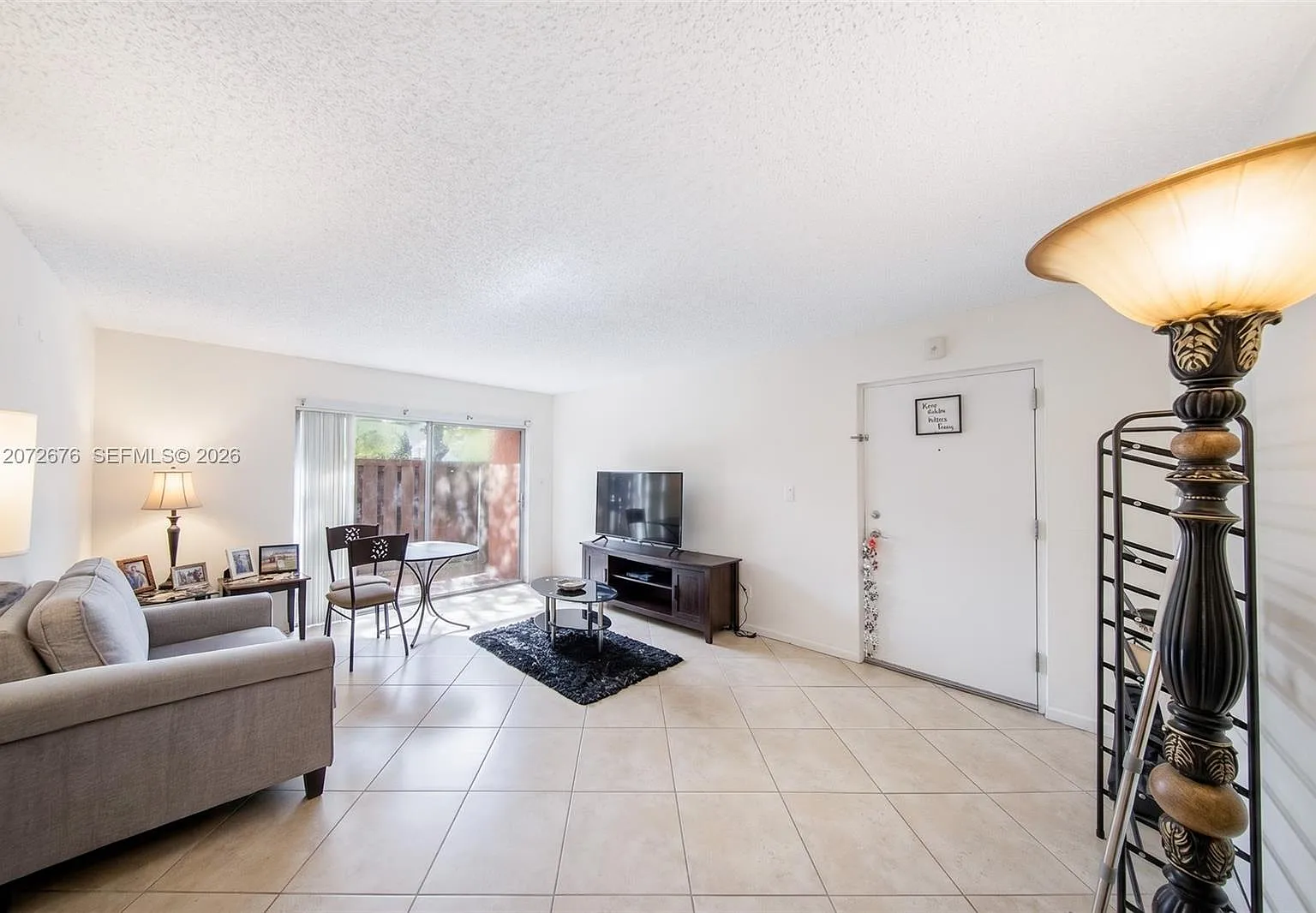 Spanish Trace Condo — Photo 4