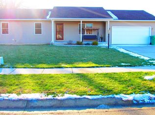 819 Eagle Dr, Goshen, IN 46526