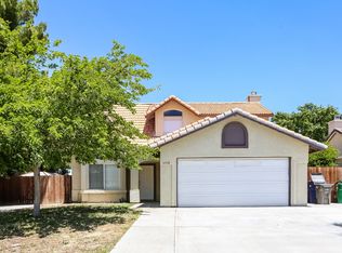 37392 Sheffield Dr, Palmdale, CA 93550