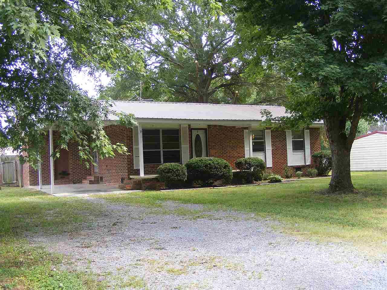 175 Lincoln Green Rd, Fyffe, AL 35971 Zillow