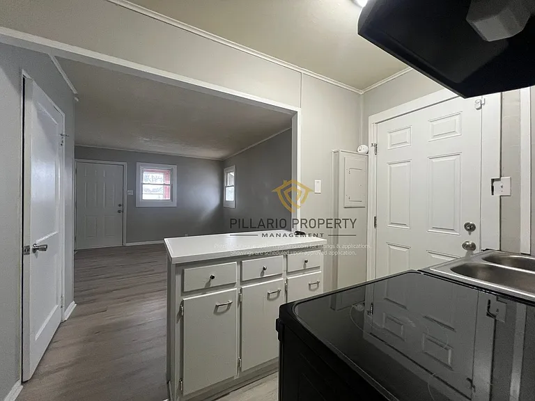 5260-5262 Fletcher Ave — Photo 3