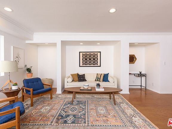 3rd image of 2700 Cahuenga Blvd E APT 3207