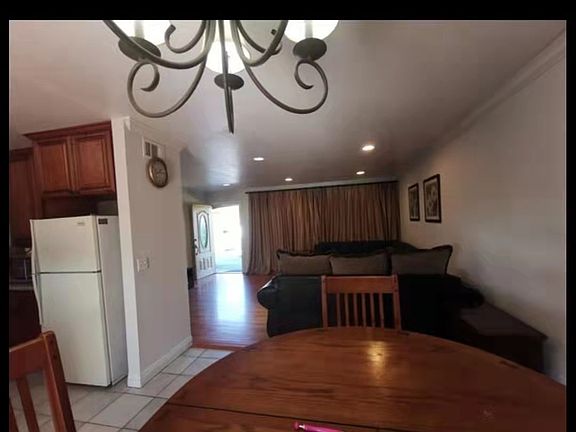4th image of 3532 S Gauntlet Dr