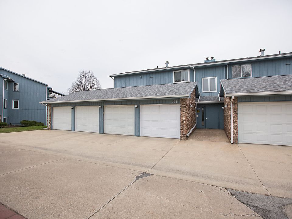 123 Southbrooke Dr #3