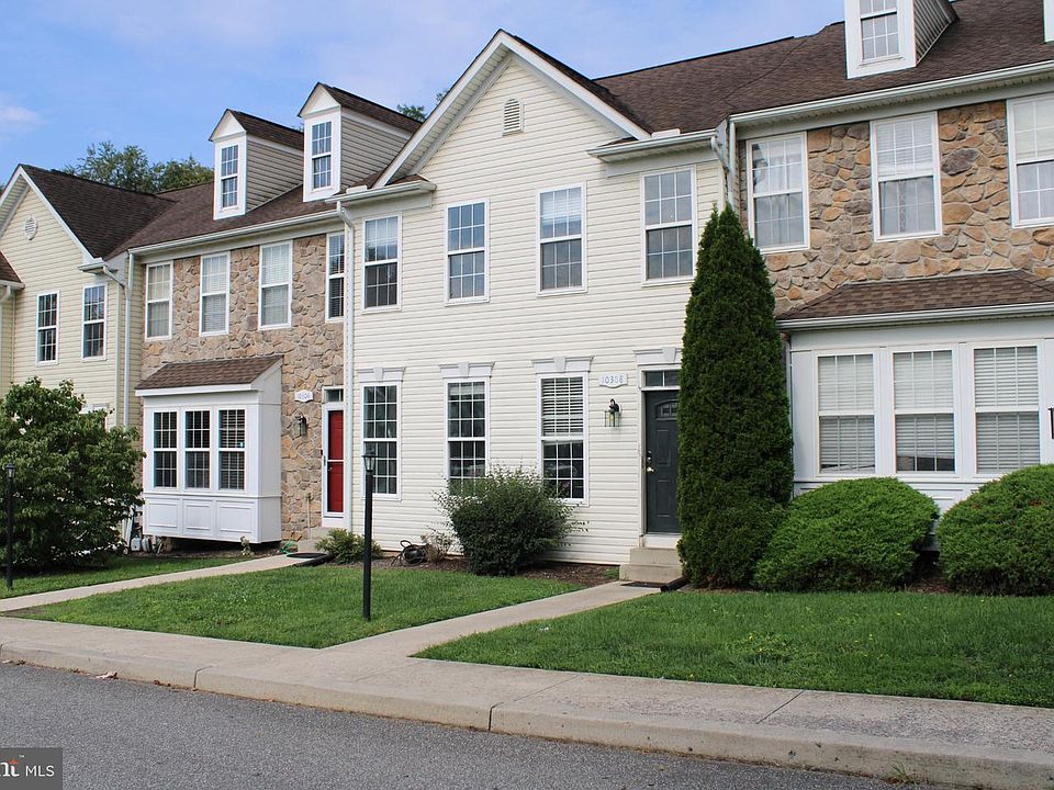 1st image of 10308 Bridle Ct