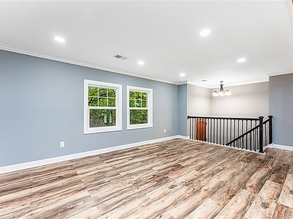 5th image of 2178 Mount Morris Rd