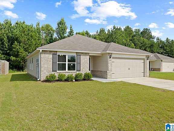 3rd image of 1134 Deerwood Cir