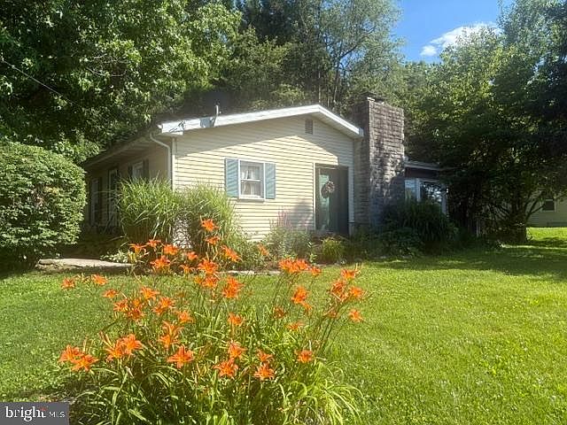 1st image of 713 Old New Windsor Pike