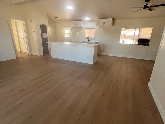 4th image of 13958 Sage St