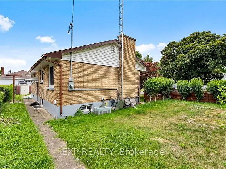 92 Margery Ave — Photo 13