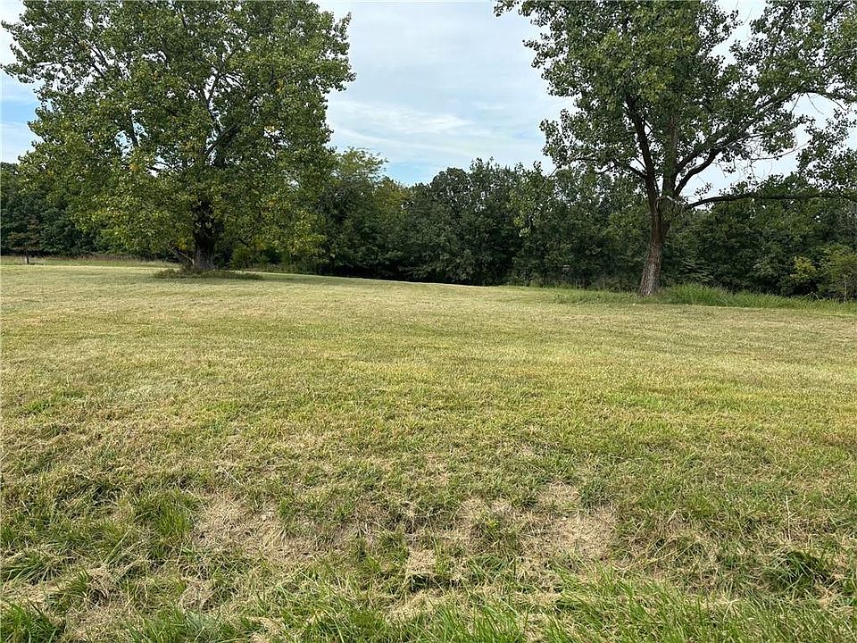 2nd image of LOT 2117 Barracuda Rd