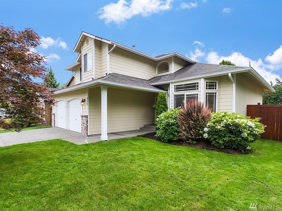 1st image of 808 123rd Ave NE