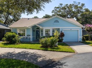 818 Franklin Cir, Palm Harbor, FL 34683