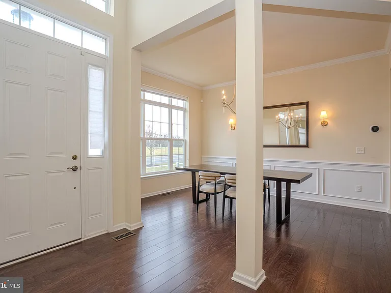 1802 Yearling Ct — Photo 9
