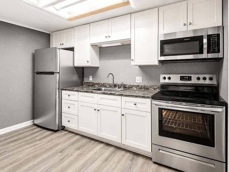Stratford Apartments