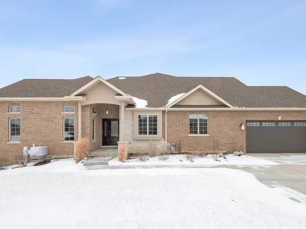 9175 Holland Harbor Cir, Frankfort, IL 60423