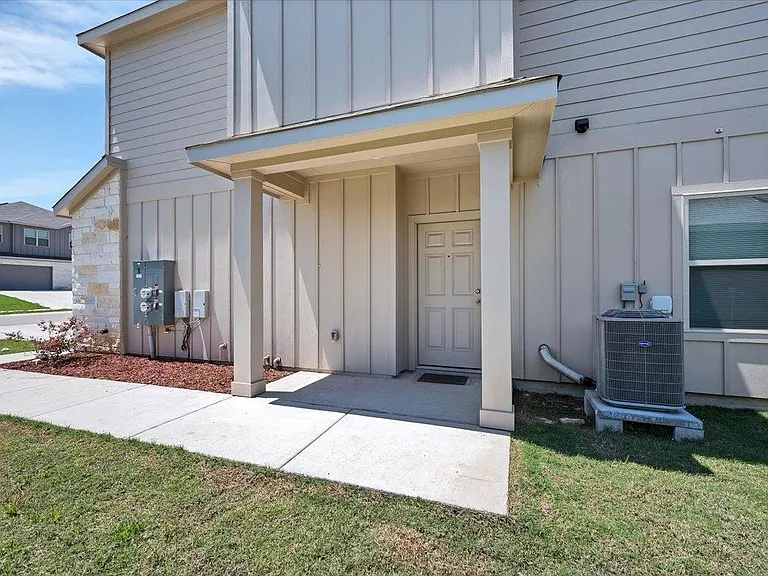 1202 Garland Rd — Photo 9
