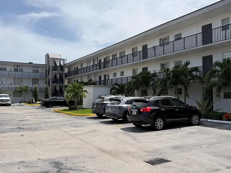 14185 SW 87th St #212A — Photo 13