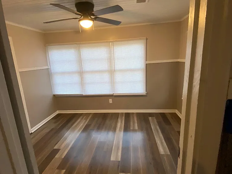 5122 School St — Photo 14