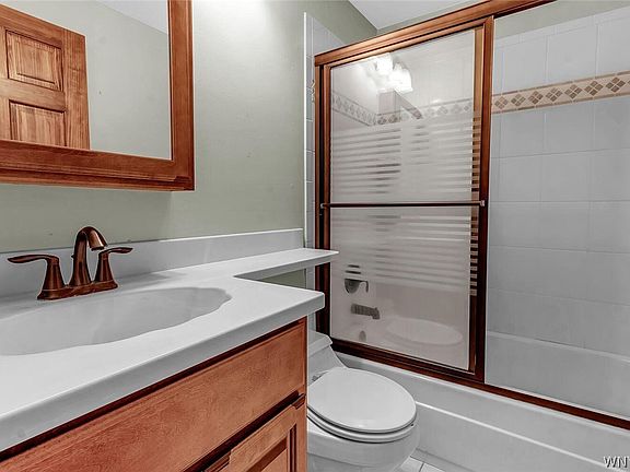 4th image of 244 Heather Hill Dr