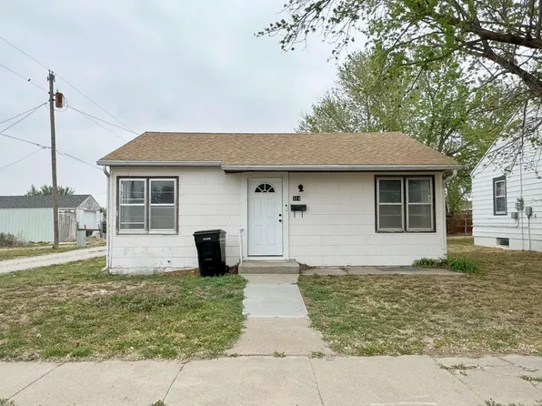 314 Easter Ave, Wakeeney, KS 67672