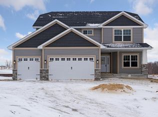 525 Castle Ridge Rd, Watertown, MN 55388