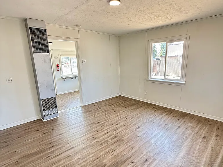 1164 Gem Ave — Photo 5