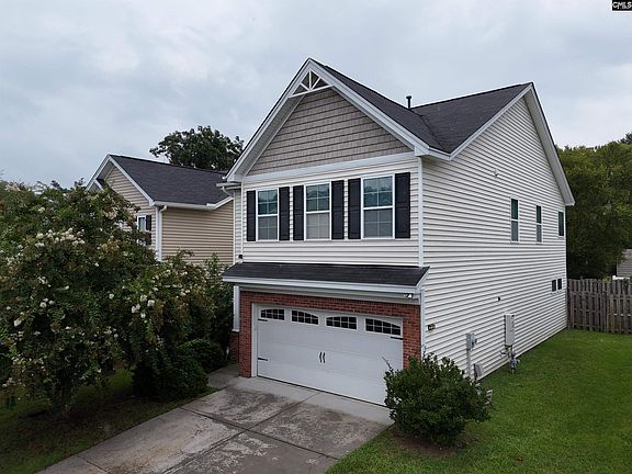 2nd image of 124 Harvest Glen Ln