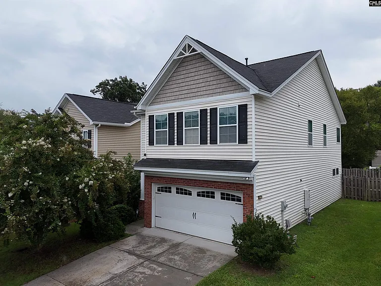 124 Harvest Glen Ln — Photo 2