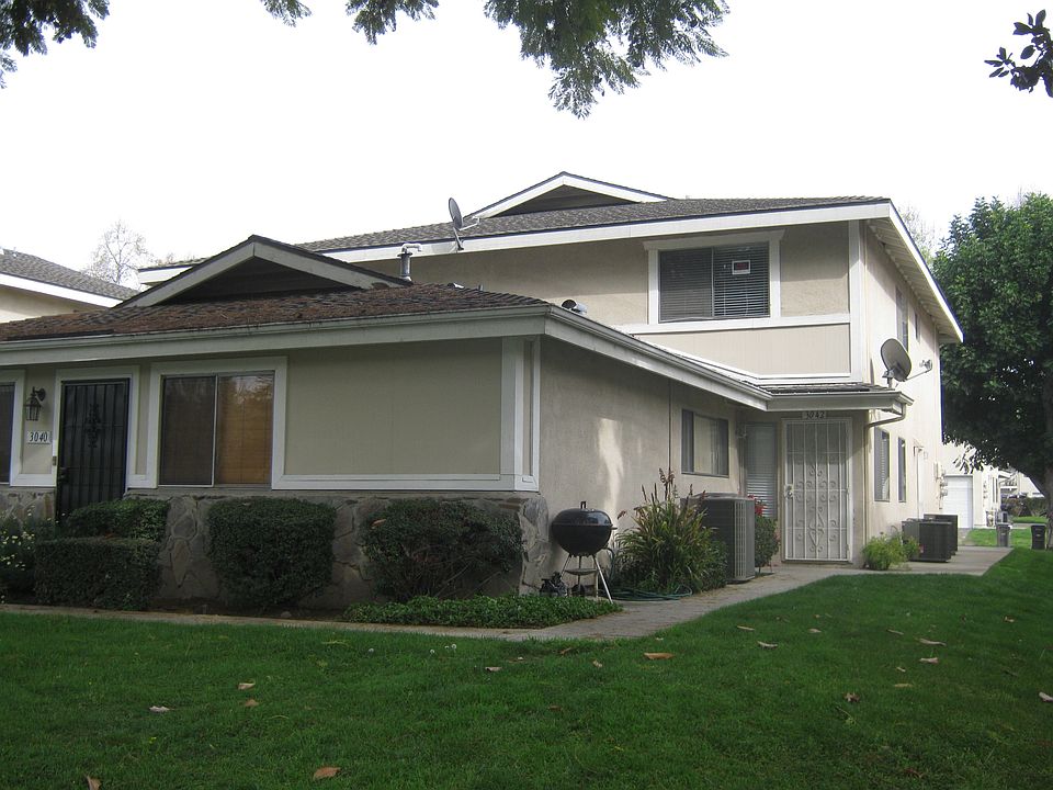 1st image of 3042 Winfield Ave