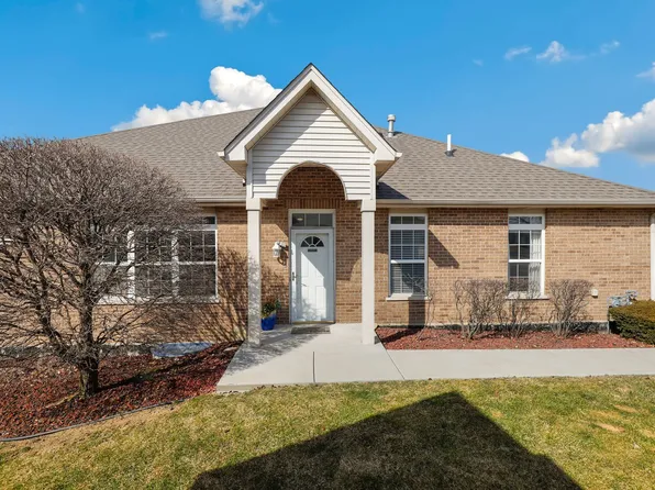 19216 Crescent Dr, Mokena, IL 60448