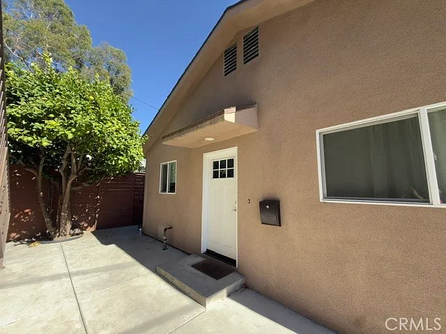 2 bed, 906 sqft, $3,000 — Photo 3