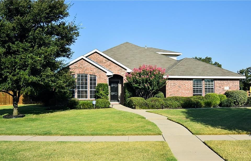 1st image of 1516 Stanford Ln