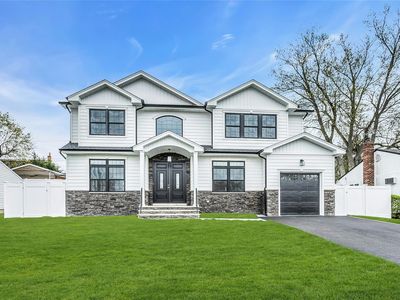 14 Terry Lane, Plainview, NY, 11803