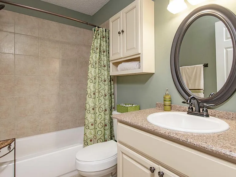 210 N William Dr — Photo 19