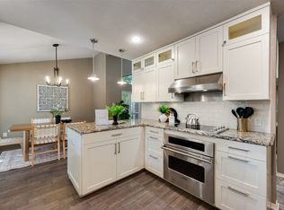 7844 High Oaks Cir, Dallas, TX