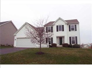 7782 Emerald Pl, Lewis Center, OH 43035