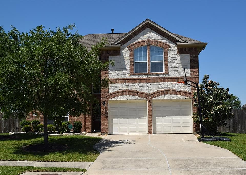 1st image of 4507 Lakefront Terrace Dr