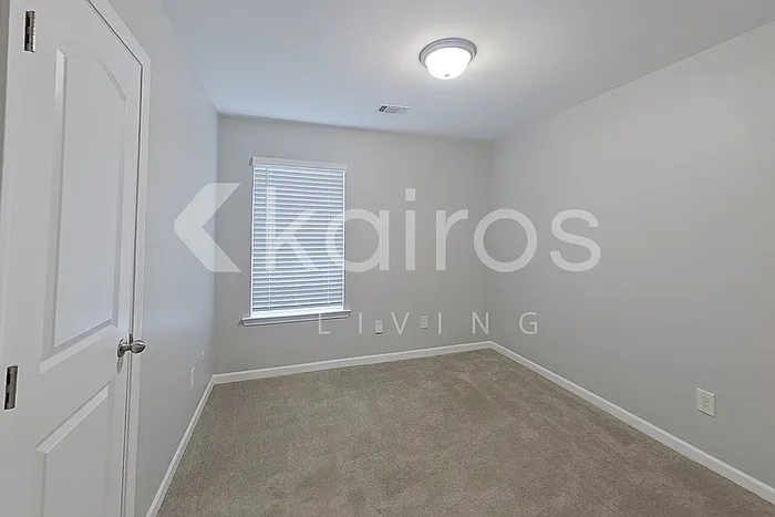 59 Hideaway Ln — Photo 9