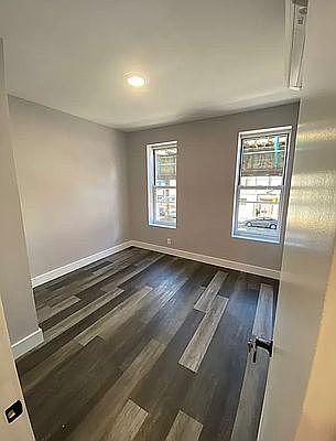 5th image of 791 McDonald Ave #3R