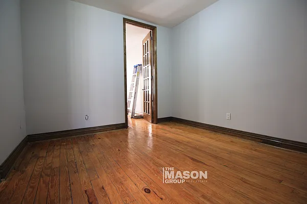 Rented by Mason Group LLC | media 9