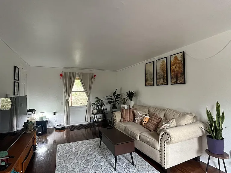 1454 Elizabeth Blvd — Photo 19