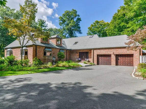 1035 Coleman Rd, Cheshire, CT 06410