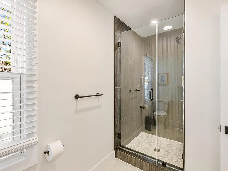 23630 Condon St — Photo 18