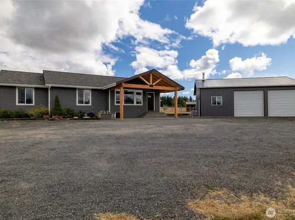 193 Schoolhouse Road, Winlock, WA 98596