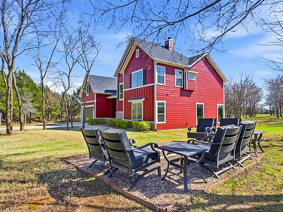 2nd image of 216 Glen Ellen Rd