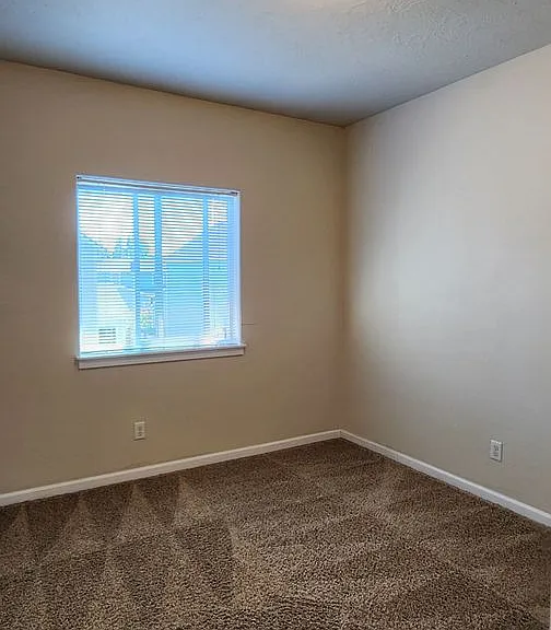 1637 SW 53rd St — Photo 11