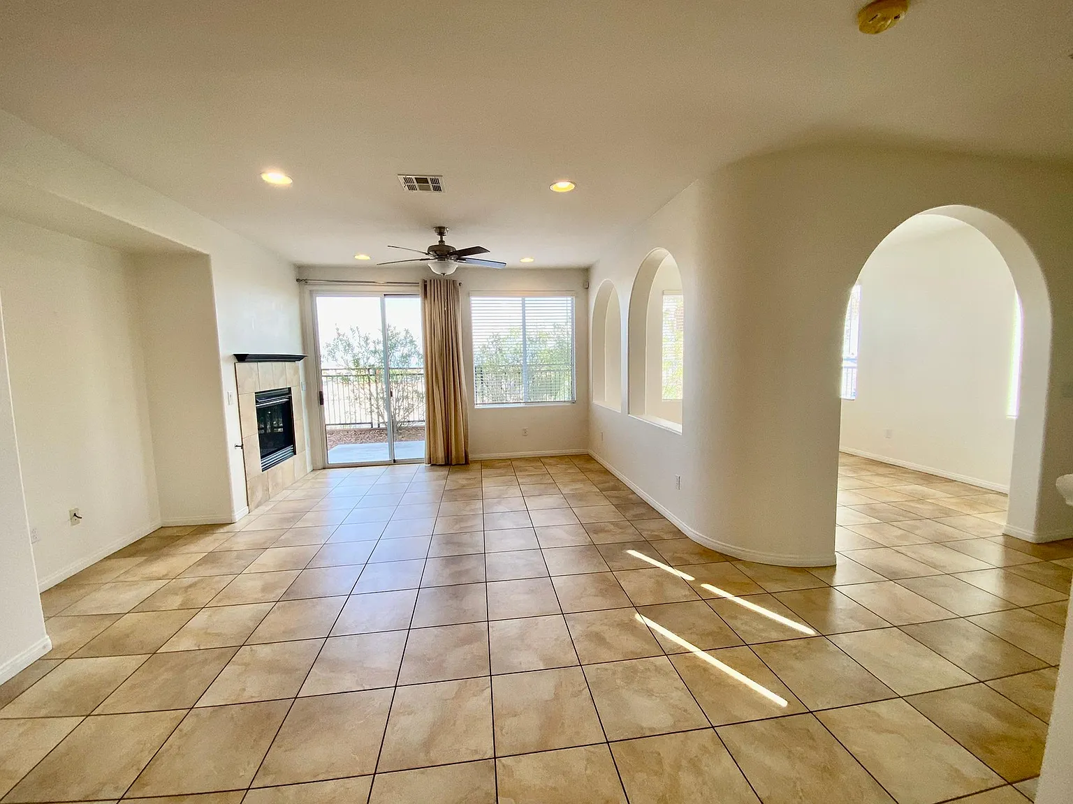 2478 Cordoba Bluff Ct — Photo 4