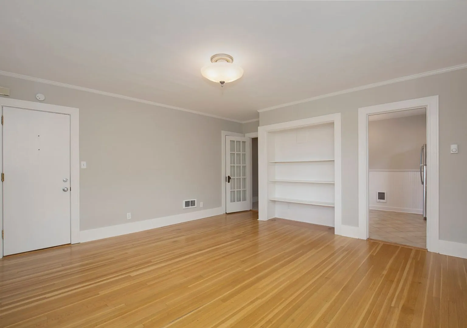 The Sherne Apartments — Photo 4