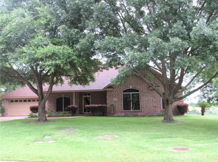 2400 Brookbend Dr, Brenham, TX 77833